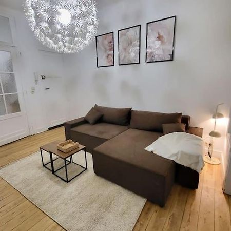 Appartement Style Haussmannien 1 Bedroom 布鲁塞尔 外观 照片