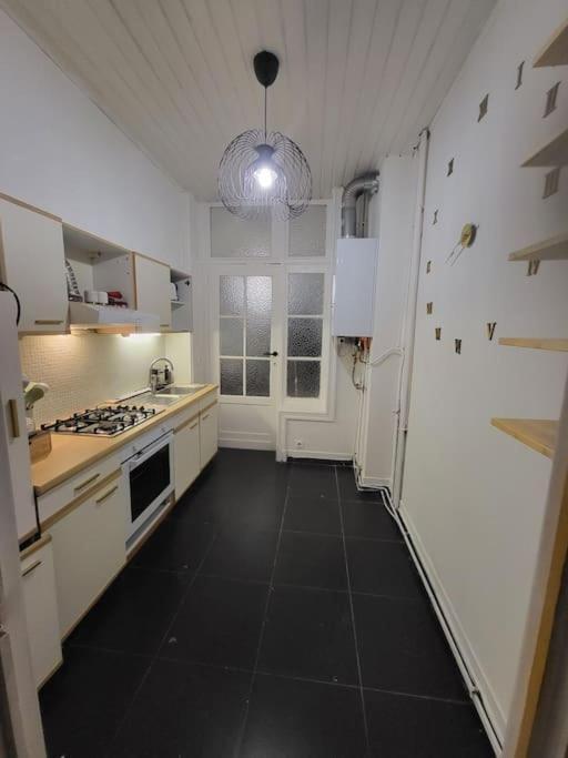 Appartement Style Haussmannien 1 Bedroom 布鲁塞尔 外观 照片